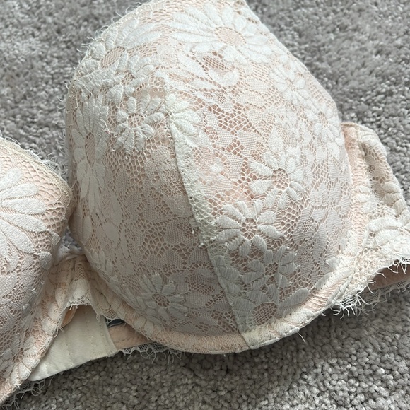Aerie Flower Printed Lace Cream Bra 38 DD - Picture 2 of 4